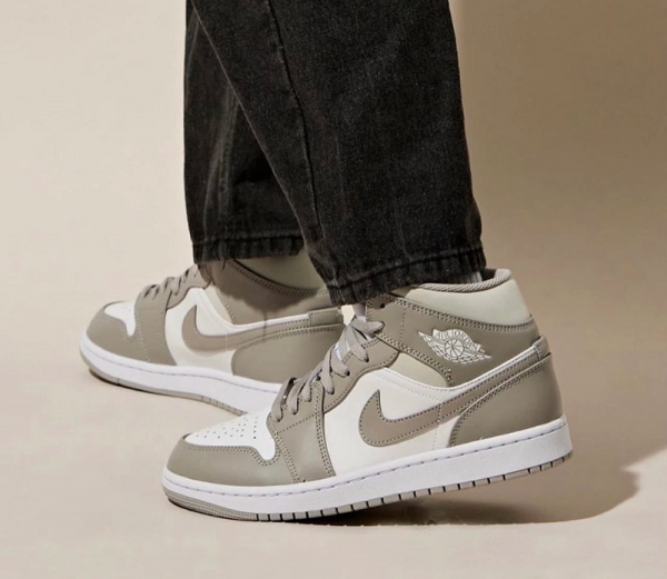 Jordan 1 Mid Linen - Image 2