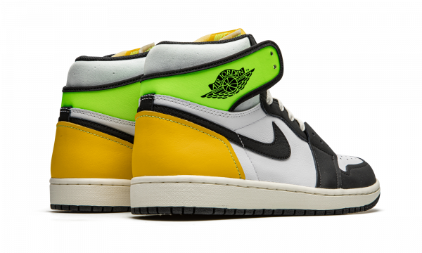 Jordan Air Jordan 1 Retro High OG "Volt Gold" - Image 3