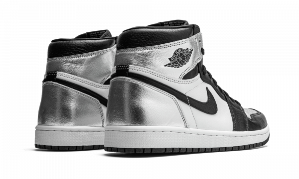 Air Jordan 1 Retro High OG WMNS "Silver Toe" - Image 3
