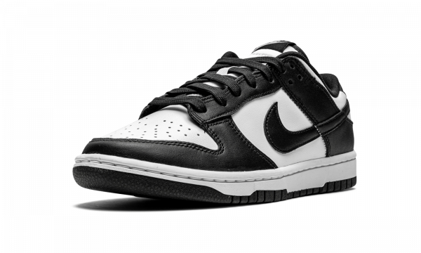 Dunk Low WMNS "Black / White" - Image 4