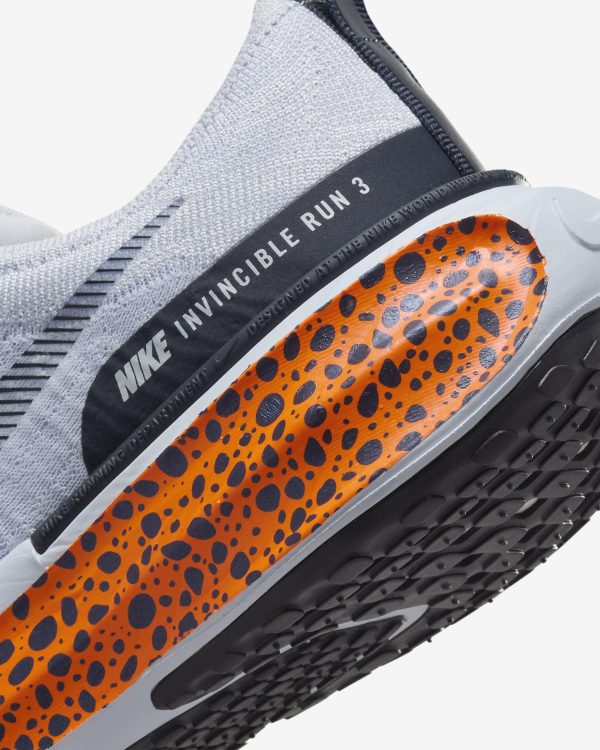 Nike Invincible 3 Electric Women's Road Running Shoes FN7676-900 - Image 4